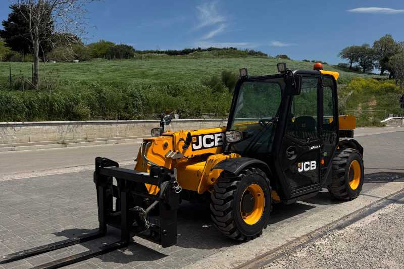 OmecoHub - Immagine JCB 520-60 HiViz